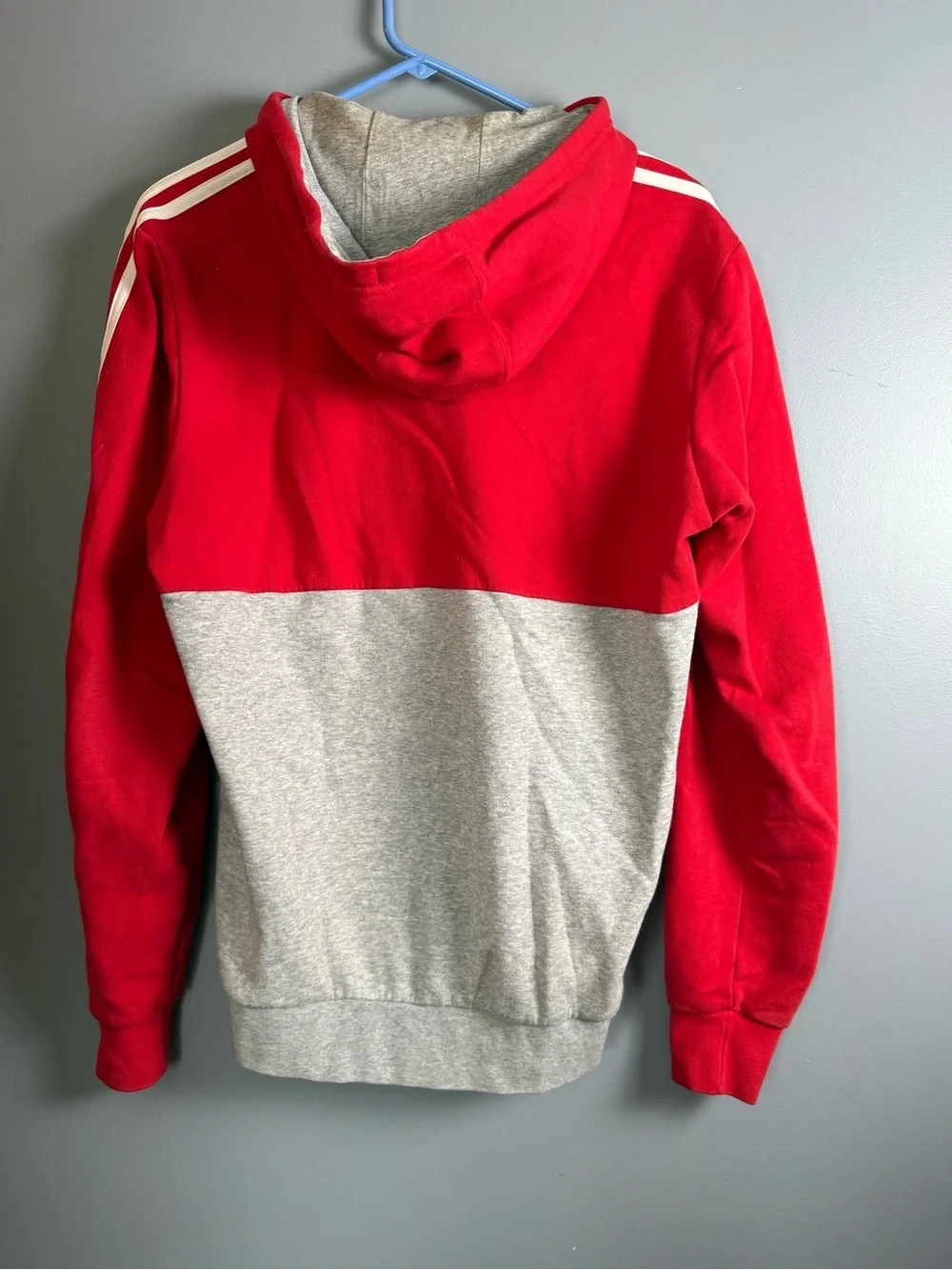 Adidas Mens Red & Gray Colorblock Pullover Hoodie w/ Large Letters Size S